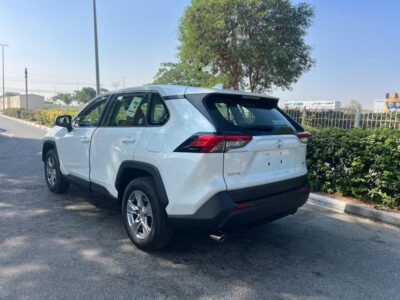 2025 Toyota RAV4 4WD EXR 2.5 Liter 4 Cylinder Petrol Engine White Beige SUV GCC