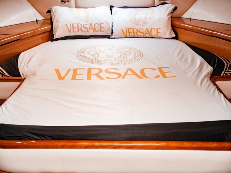 Yacht Charter Available in Dubai UAE