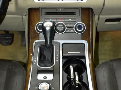 2010 Land Rover Range Rover Sport Supercharged 8 Cylinder White Brown SUV
