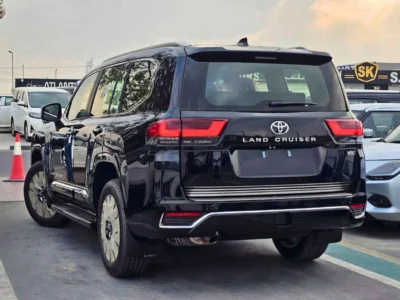 2026 Toyota Land Cruiser VX 4.0L PETROL V6 Engine Black SUV GCC Specs