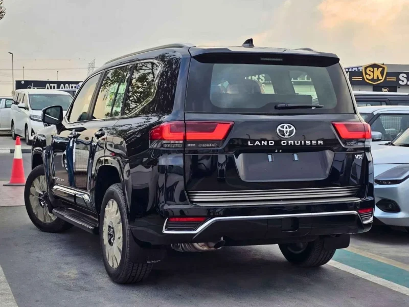 2026 Toyota Land Cruiser VX 4.0L PETROL V6 Engine Black SUV GCC Specs