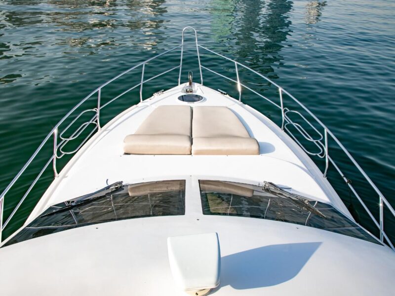 Yacht Charter Available in Dubai UAE