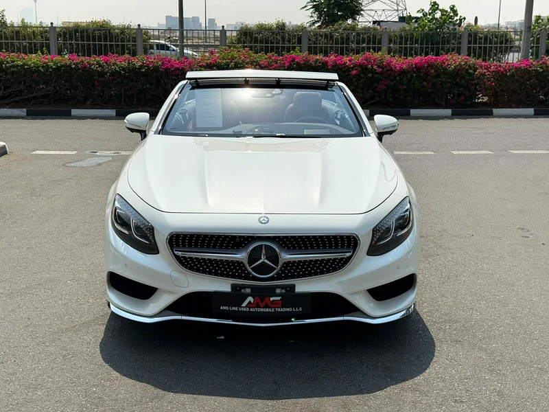 2017 Mercedes-Benz S-Class S 550 4Matic Coupe 8 Cylinder Engine White Red