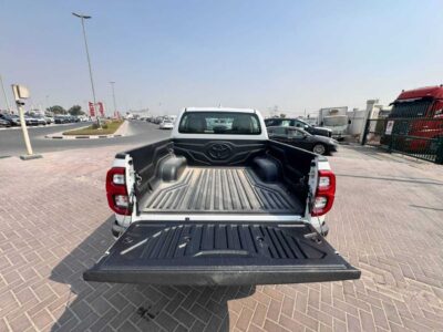 2025 Toyota Hilux TOP-LINE 2.8L 4 Cylinder Diesel Engine White Black RHD