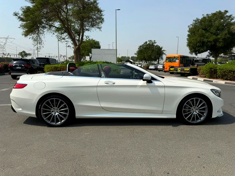 2017 Mercedes-Benz S-Class S 550 4Matic Coupe 8 Cylinder Engine White Red