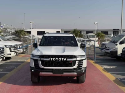 2026 TOYOTA LAND CRUISER GR-S 3.3L 6 Cylinder Engine DIESEL White Red SUV