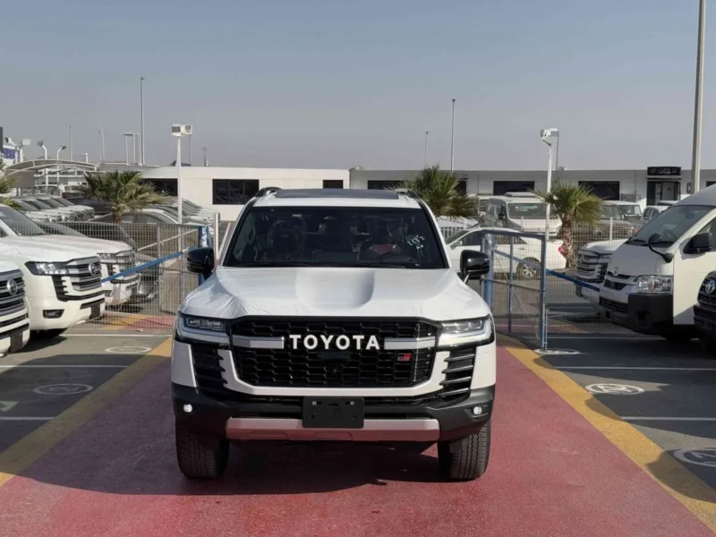 2026 TOYOTA LAND CRUISER GR-S 3.3L 6 Cylinder Engine DIESEL White Red SUV