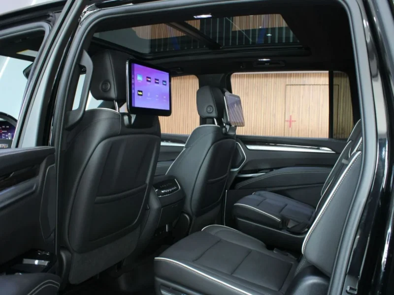 2025 Cadillac Escalade Sport Platinum 6.2 Liter V8 4WD Black SUV