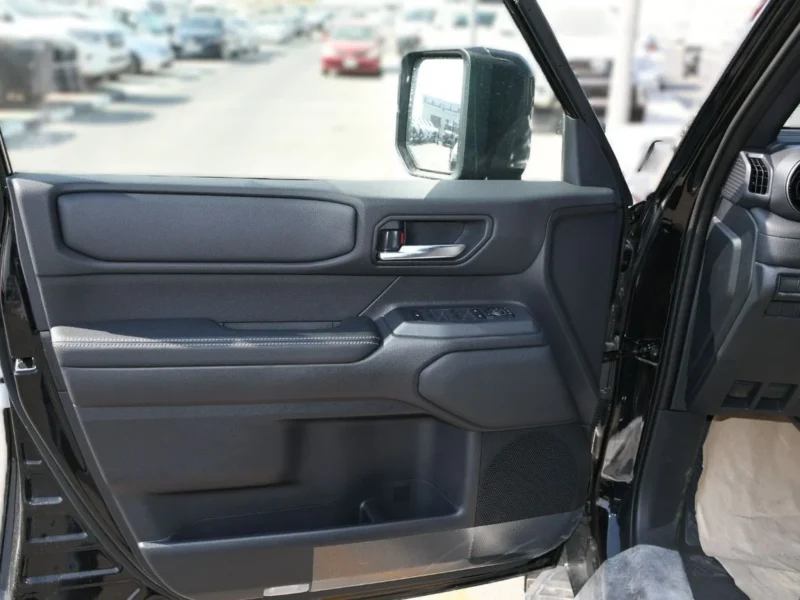 2025 Toyota Prado 2.4L 4 Cylinder Petrol Engine Adventure Black SUV