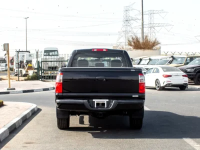 2006 Toyota Tundra Double Cab Limited 8 Cylinder Petrol Engine Black Beige