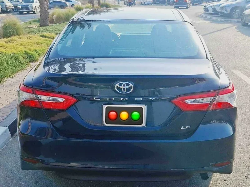2018 Toyota Camry LE 4 Cylinder Petrol Engine Blue Grey Sedan