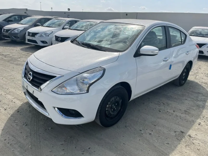 2025 Nissan Sunny 1.6 L 4 Cylinder Petrol Engine White Beige Sedan GCC Specs