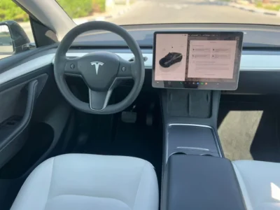 2023 Tesla Model Y Electric Vehicle Black White SUV GCC Specs 4WD