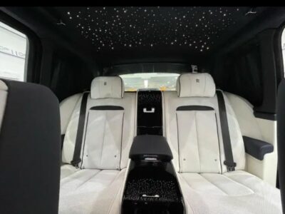2024 Rolls Royce Cullinan 6.8-liter twin-turbocharged V12 White SUV