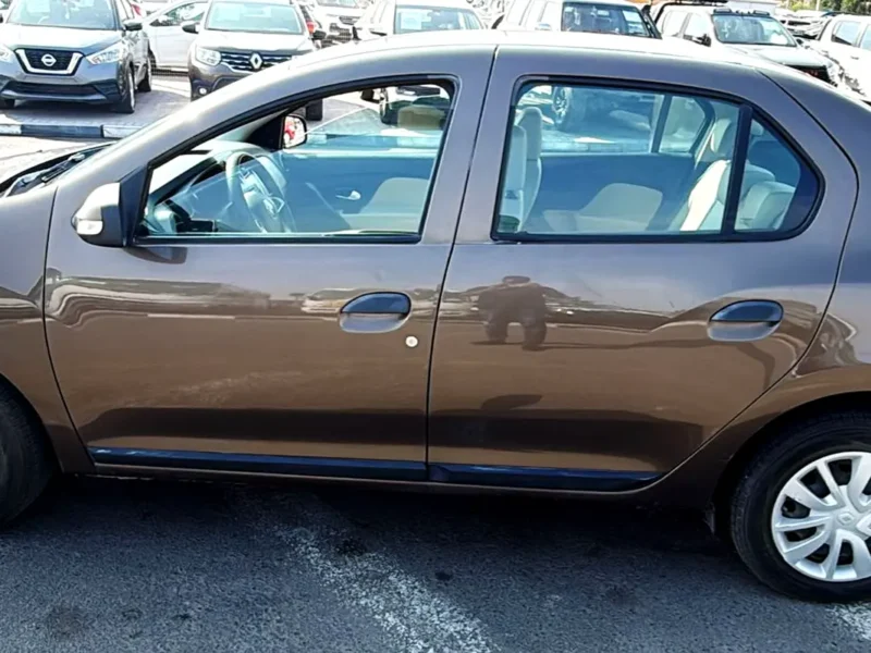 2020 Renault Symbol LE 4 Cylinder Petrol Engine Brown Beige Sedan GCC Specs