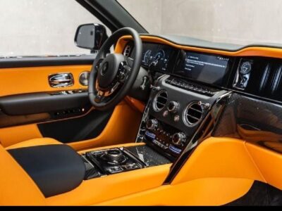 2026 Rolls Royce Cullinan 6.75-liter twin-turbocharged V12 Black Orange SUV