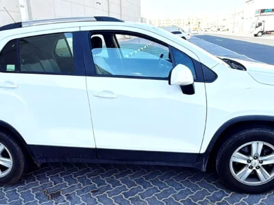 2020 Chevrolet Trax LS 4 Cylinder Petrol Engine White Grey SUV GCC Specs