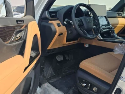 2026 Lexus LX600 Prestige 3.5L V6 Twin-Turbocharged AT Petrol White Tan SUV