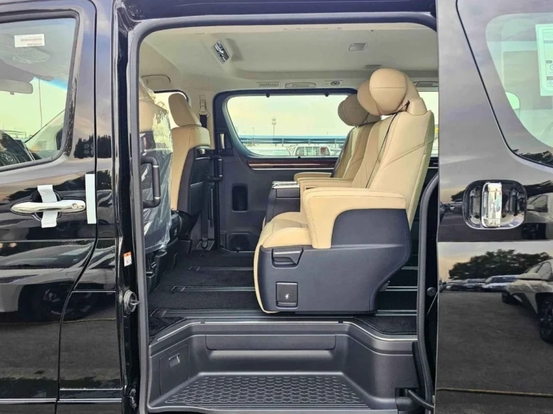 2026 Toyota Granvia PREMIUM LUXURY 3.5L V6 Engine PETROL Black Beige Van