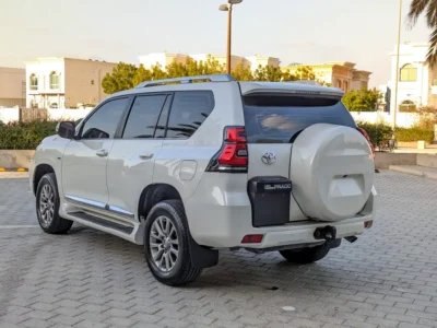 2019 TOYOTA PRADO VXR TOP FULL OPTION GCC V6 4.0L White Beige SUV