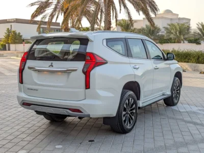 2022 Mitsubishi Montero Sport GLS 4WD Premium 6 Cylinders White Beige SUV
