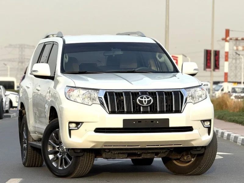 2018 TOYOTA LAND CRUISER PRADO 4.0 L V6 Engine White Beige SUV GCC