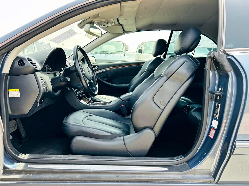 2007 Mercedes-Benz CLK-Class CLK 350 6 Cylinders Petrol Engine Grey Black
