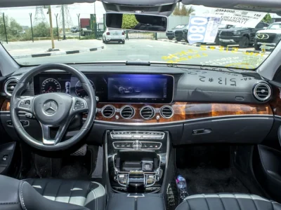 2017 Mercedes-Benz E-Class E400 4Matic 6 Cylinders Engine White Black Sedan