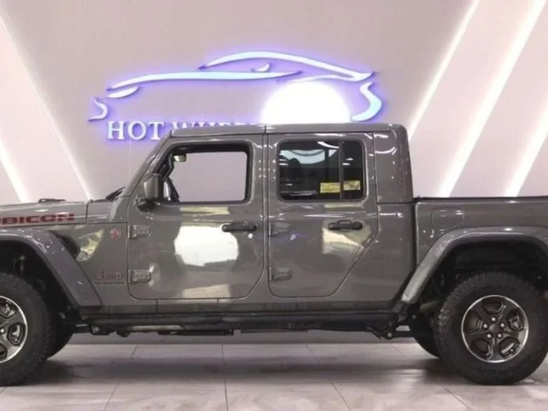 2023 Jeep Gladiator Rubicon 3.6L 6 Cylinders Petrol Engine Grey Black