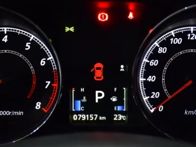 2021 Mitsubishi ASX Standard 4 Cylinders Petrol Engine Silver Black Crossover