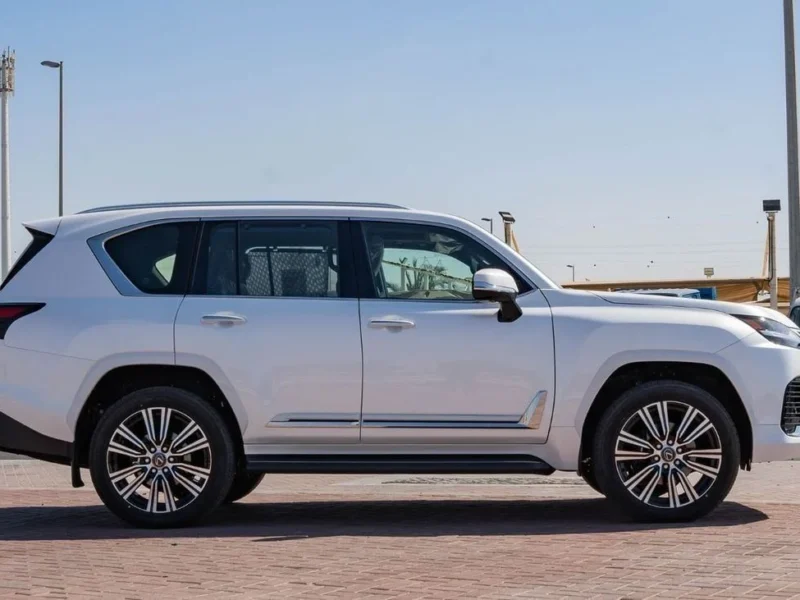 2026 Lexus LX600 Signature 3.5L V6 Twin-Turbocharged Petrol AT White Tan SUV
