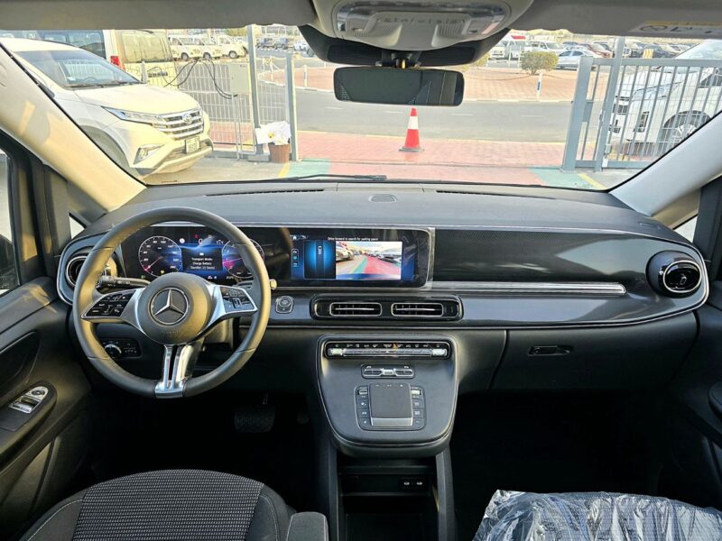 2025 Mercedes Benz V-Class V300 Style 2.0 L 4 Cylinders Engine Black Van GCC