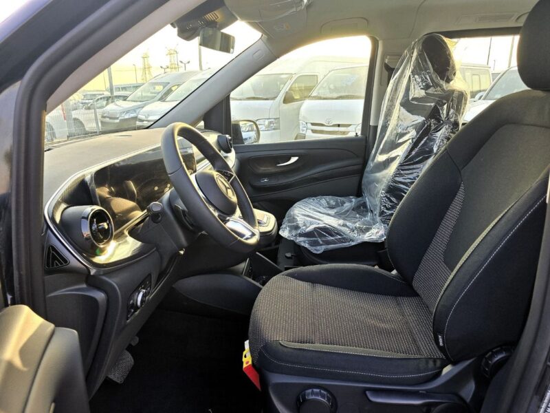 2025 Mercedes Benz V-Class V300 Style 2.0 L 4 Cylinders Engine Black Van GCC
