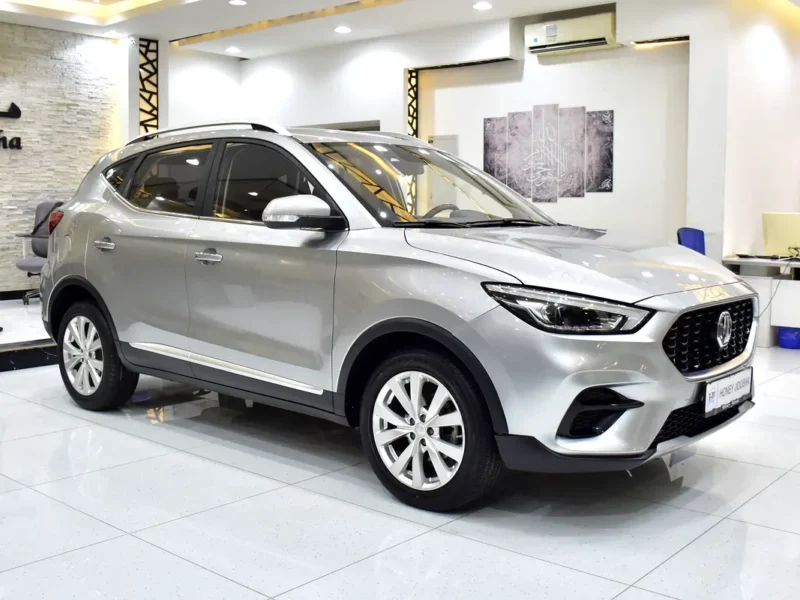 2022 MG ZS Comfort 4 Cylinders Petrol Engine Silver Black Crossover GCC