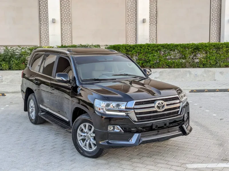 2020 Toyota Land Cruiser GXR TOP 8 Cylinders Engine Black Beige SUV GCC