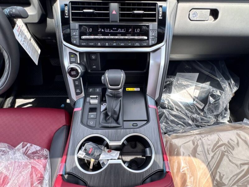 2025 TOYOTA LAND CRUISER GR-S 3.5L 6 Cylinders HYBRID White Red SUV