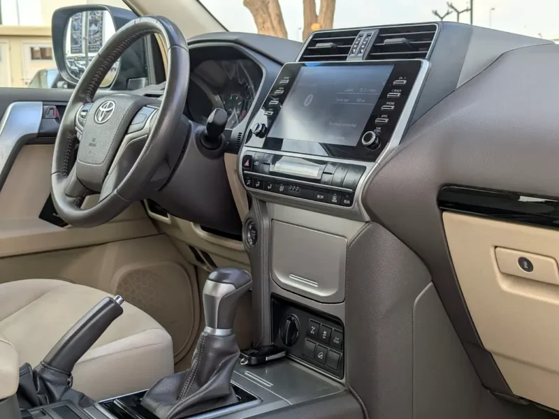 2021 Toyota Prado TXL GCC V6 4.0L Grey Beige SUV IN EXCELLENT CONDITION