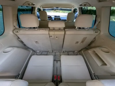 2015 TOYOTA PRADO GCC V4 2.7L Black Beige SUV IN EXCELLENT CONDITION