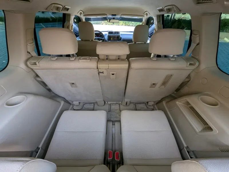 2015 TOYOTA PRADO GCC V4 2.7L Black Beige SUV IN EXCELLENT CONDITION