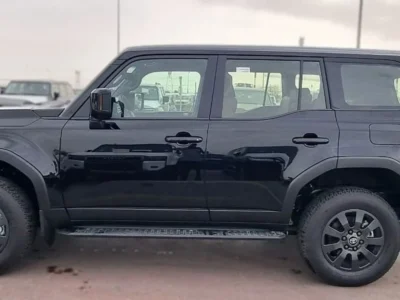 2025 TOYOTA PRADO 2.8L DIESEL LUXURY EDITION 4 Cylinder Engine Black Brown SUV