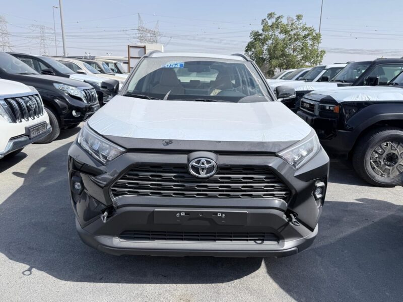 2025 Toyota RAV 4 XLE 2.5L 4 Cylinder Engine Black Beige SUV Petrol