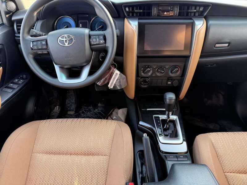 2025 Toyota Fortuner 2.4L 4Cylinder Engine Turbo Diesel White Beige SUV