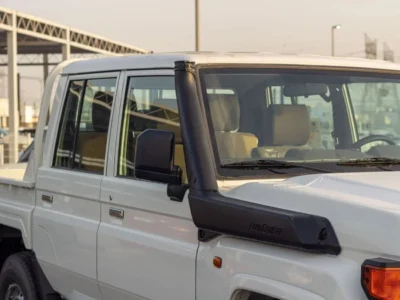 2025 TOYOTA LAND CRUISER PICK UP DOUBLE CABIN 2.8L DIESEL White Beige