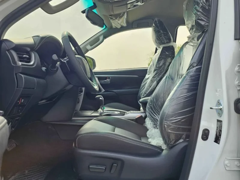 2025 Toyota Fortuner SR5 ADVENTURE 4.0L V6 PETROL White Black SUV GCC