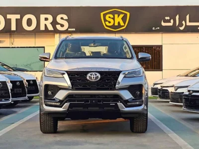 2025 Toyota Fortuner SR5 ADVENTURE 4.0L V6 PETROL Silver Black SUV GCC
