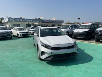 2024 Kia Cerato 1.6L Inline-4 Cylinder Petrol Engine Silver Black Sedan FWD