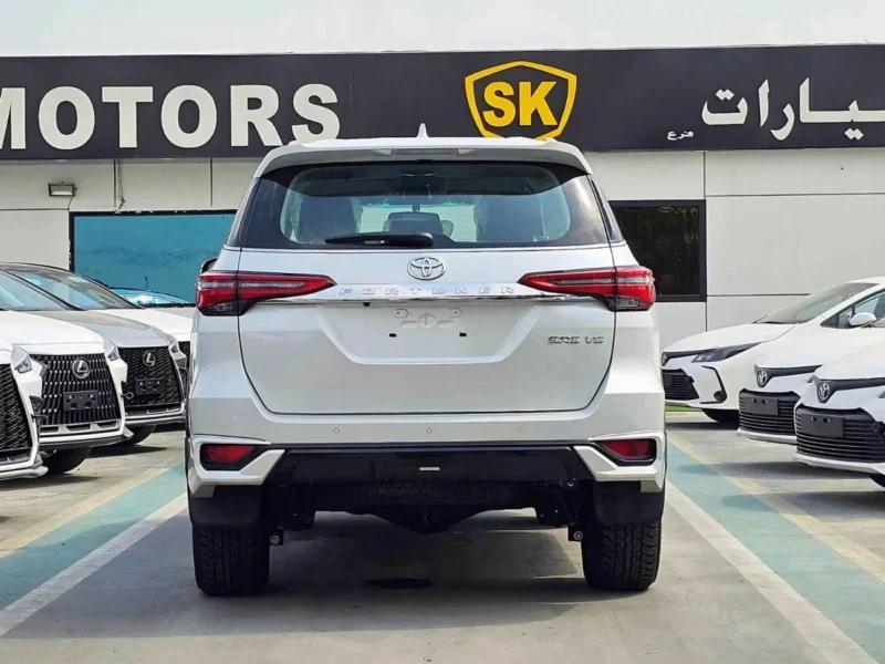 2025 Toyota Fortuner SR5 ADVENTURE 4.0L V6 PETROL White Black SUV GCC