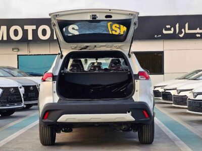 2024 Toyota Corolla Cross HYBRID1.8L AT 4 Cylinders Engine White Tan SUV