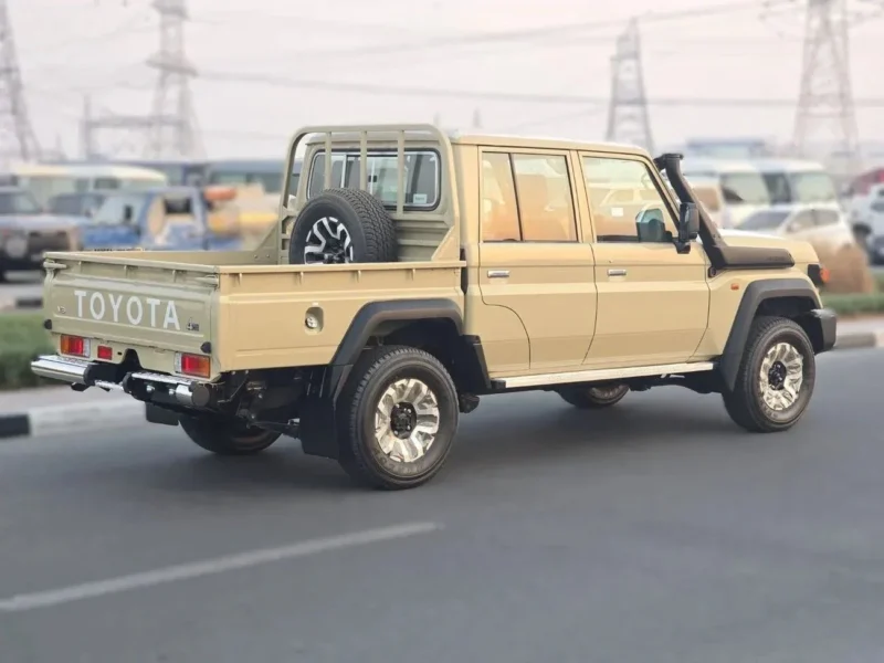 2025 TOYOTA LAND CRUISER PICK 4.0L PETROL DOUBLE CAB A/T Beige SUV