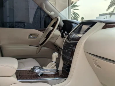 2017 Nissan Patrol SE 6 Cylinder Petrol Engine White Beige SUV GCC Specs
